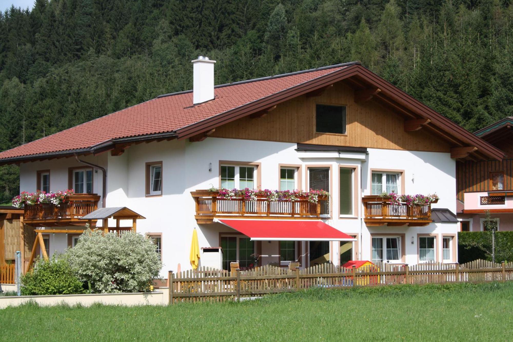 Alpenjuwel Appartements Flachau Exterior foto